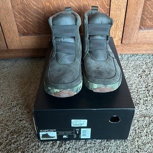 Women’s Sorel out n about plus mid boot